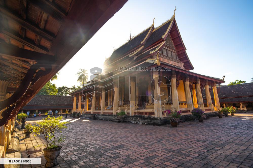 LAOS-VIENTIANE-SCENERY