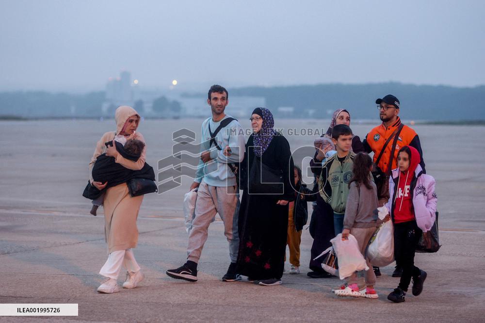 Spanish Nationals Arrives From Gaza - Madrid