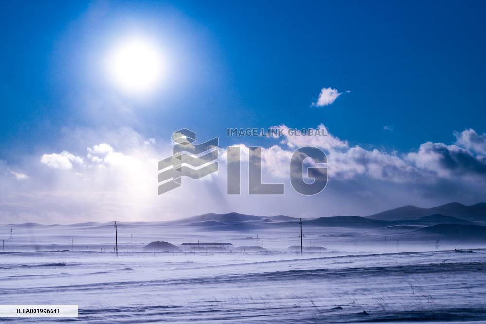 CHINA-INNER MONGOLIA-WEST UJIMQIN-SNOW SCENERY (CN)