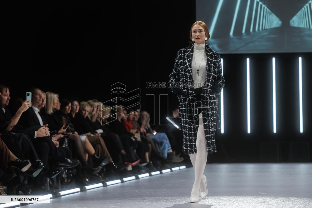 Fashion show by Tiina Talumees