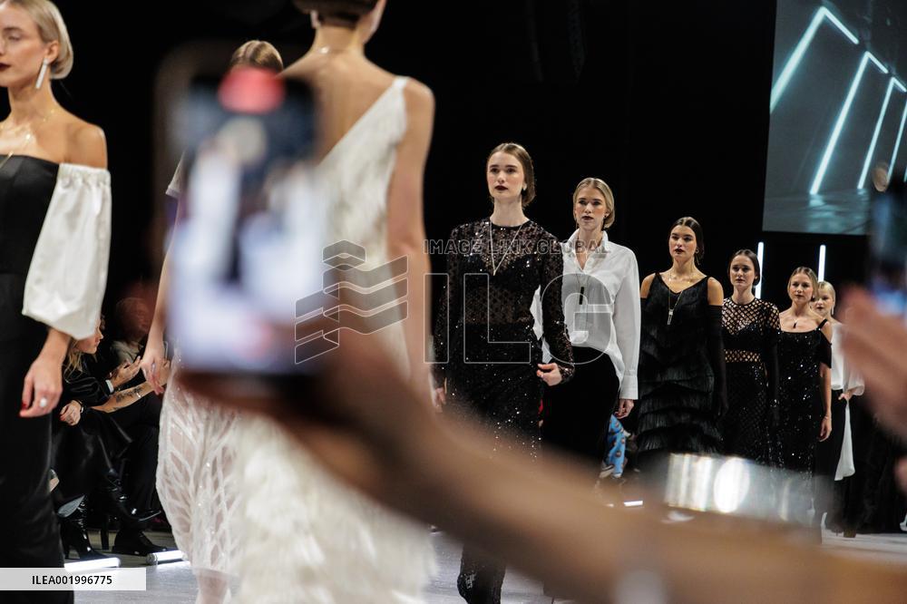 Fashion show by Tiina Talumees