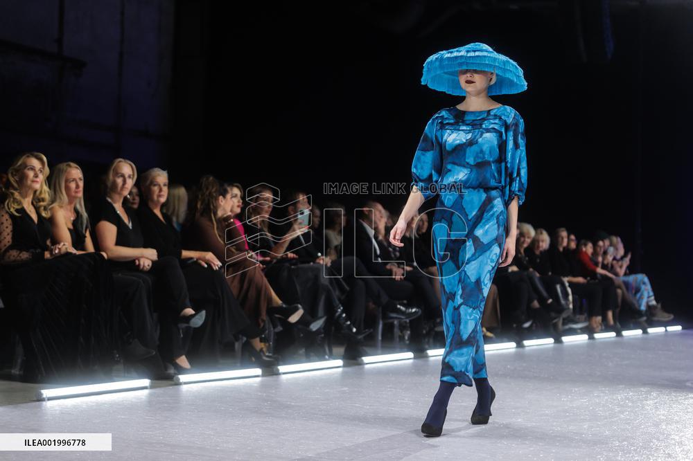 Fashion show by Tiina Talumees