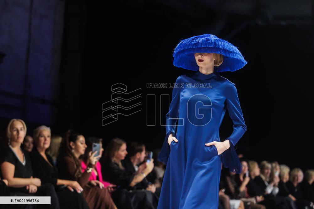 Fashion show by Tiina Talumees