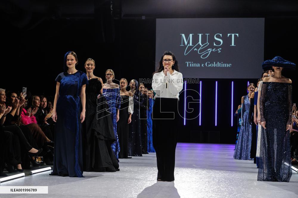 Fashion show by Tiina Talumees