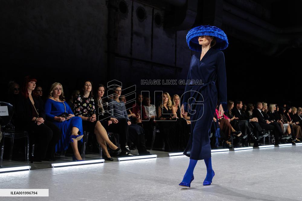 Fashion show by Tiina Talumees