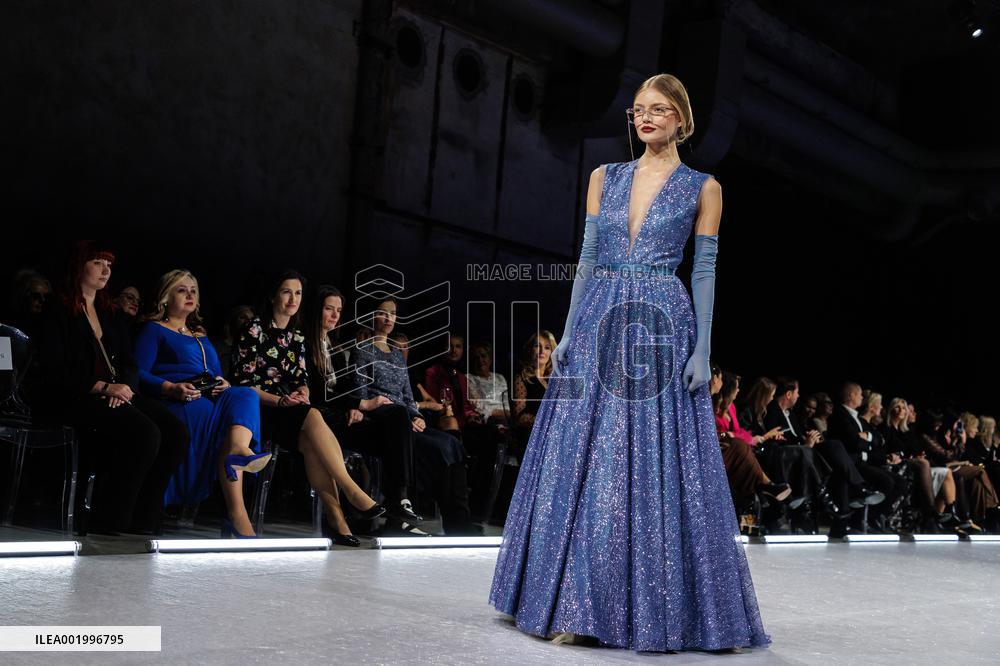 Fashion show by Tiina Talumees