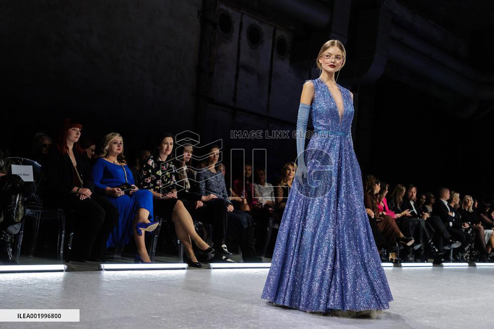 Fashion show by Tiina Talumees