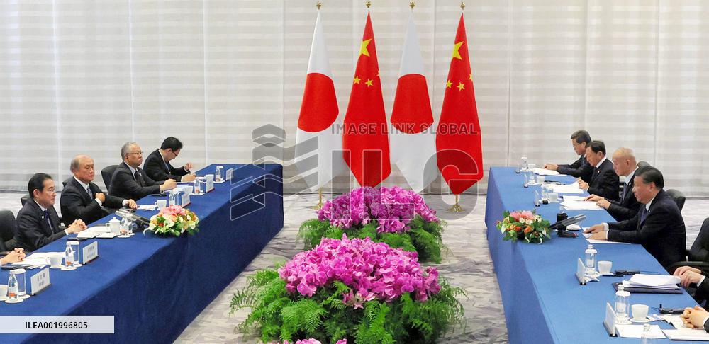 Japan-China leaders' talks