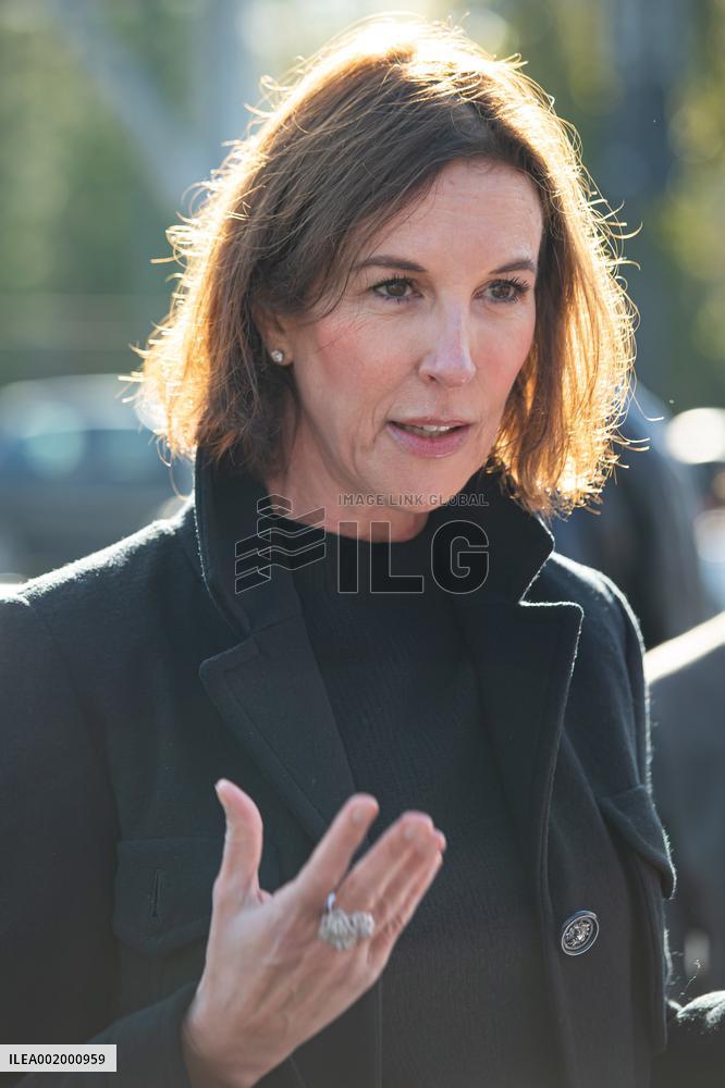 Agnes Pannier-Runacher Visits L'Oreal Factory - Caudry