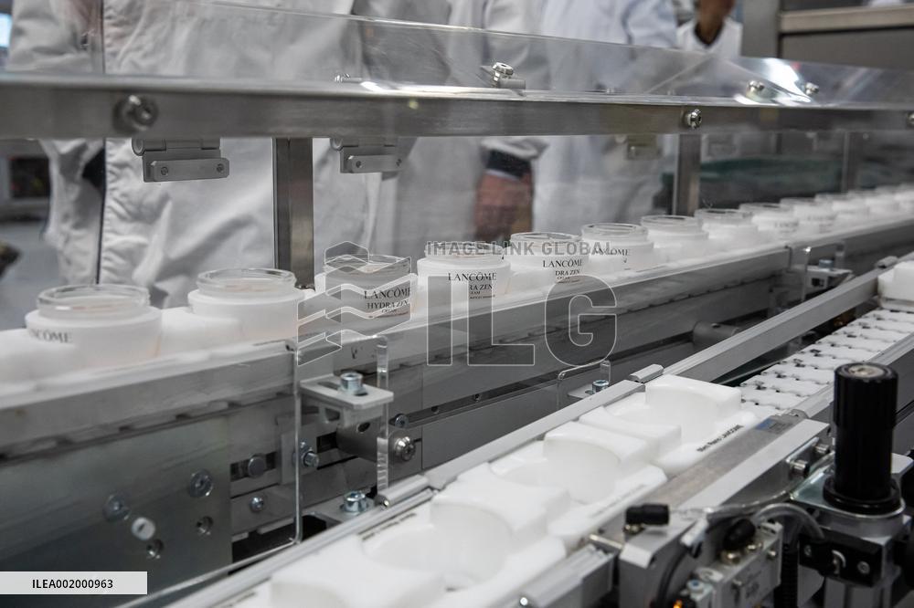 L Oreal Factory In Caudry - France