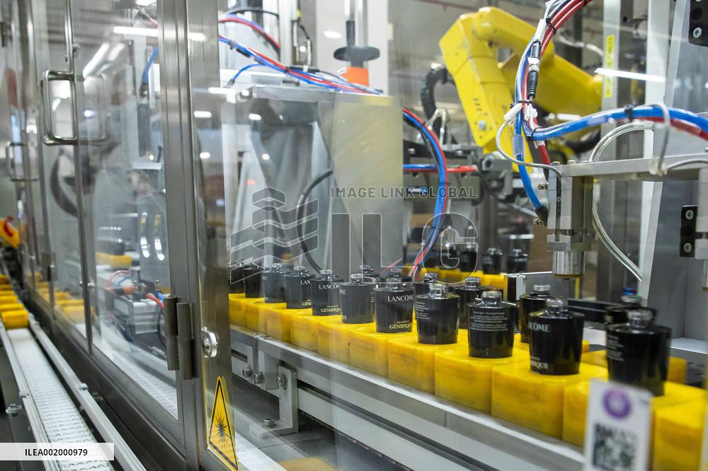 L Oreal Factory In Caudry - France