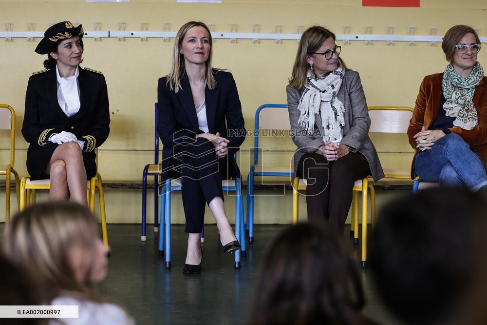 Berengere Couillard Visits Saint-Exupery School In Gradignan