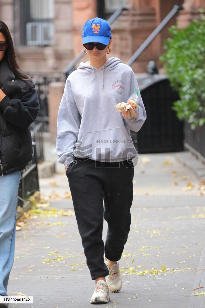 Emily Ratajkowski Out - NYC