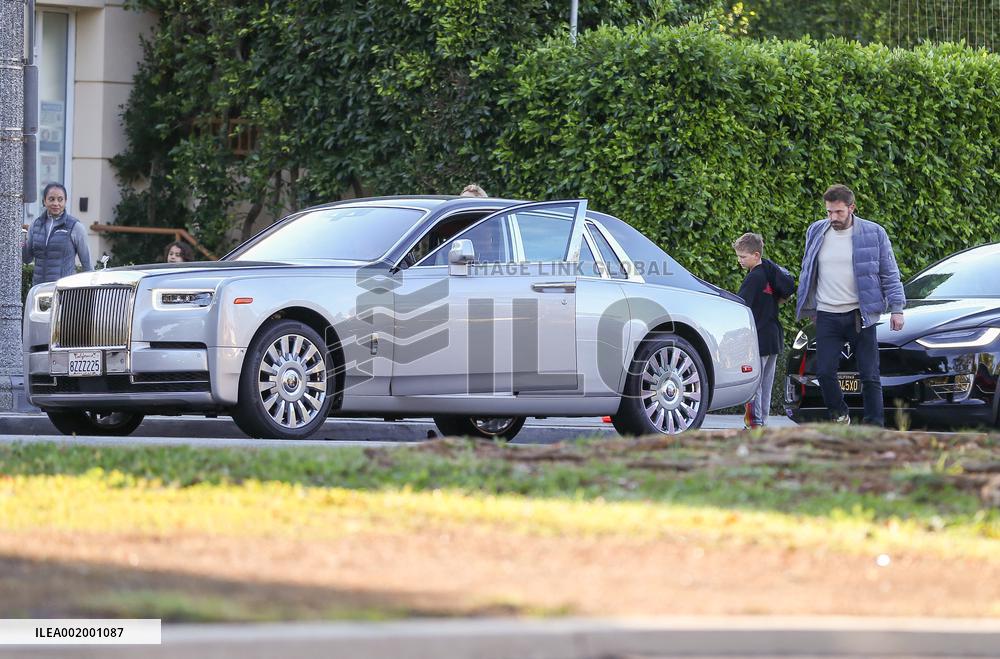 Ben Affleck And Jennifer Lopez Out For A Drive - LA