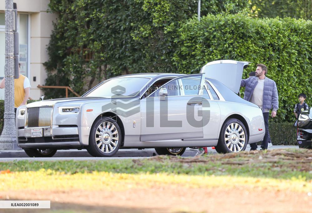 Ben Affleck And Jennifer Lopez Out For A Drive - LA