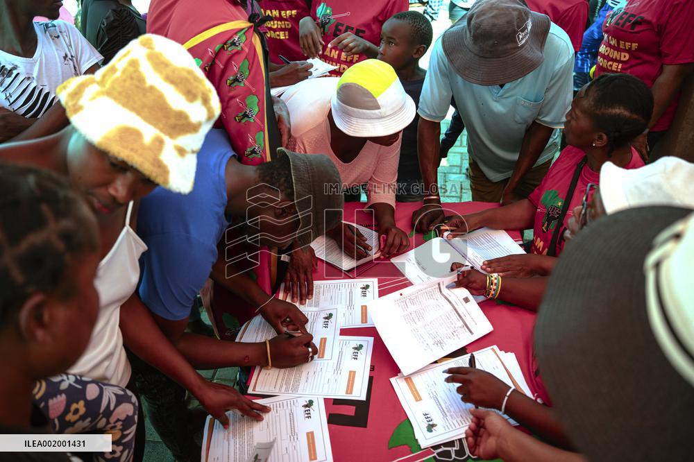 SOUTH AFRICA-JOHANNESBURG-ELECTION-VOTER REGISTRATION
