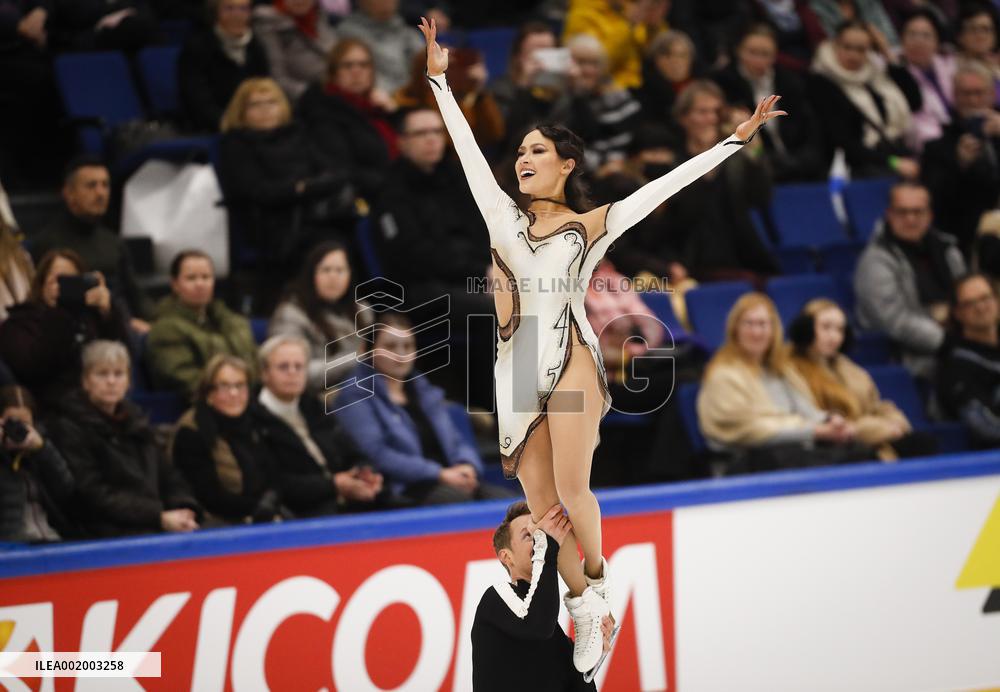 (SP)FINLAND-ESPOO-FIGURE SKATING-ISU GRAND PRIX-ICE DANCE-FREE DANCE