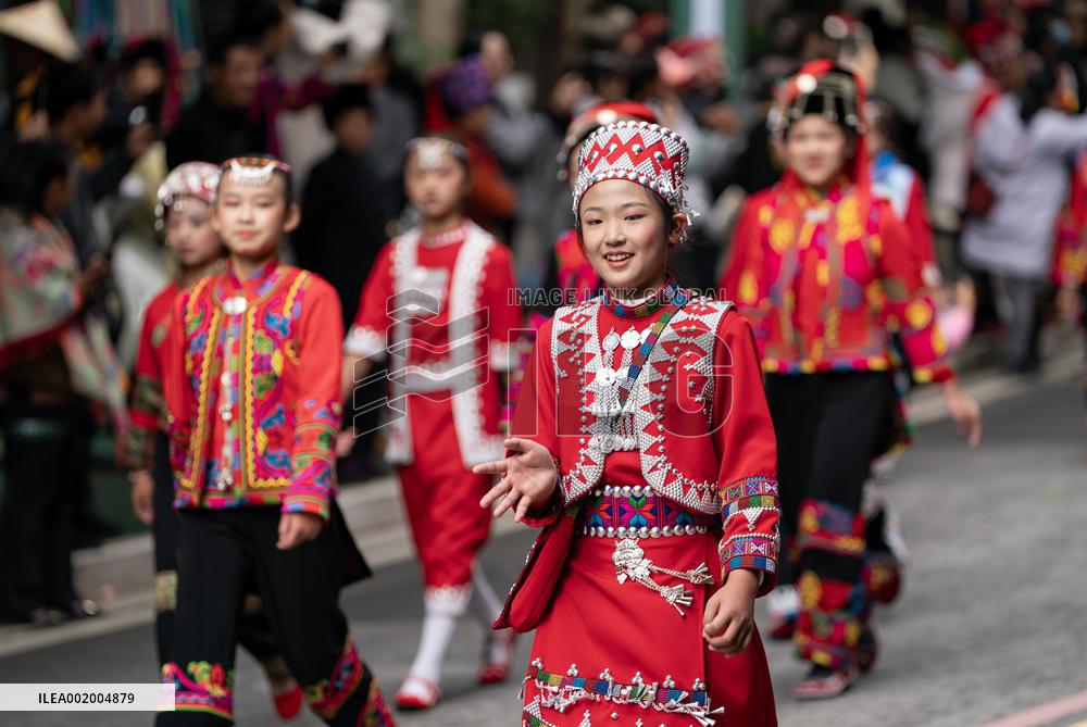 CHINA-YUNNAN-LUCHUN-ETHNIC GROUP-TOURISM FESTIVAL-LONG STREET BANQUET (CN)