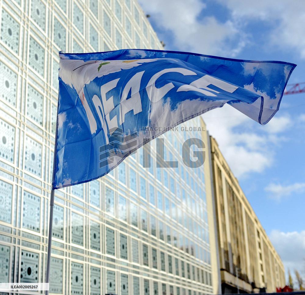 Silent March for Peace - Paris