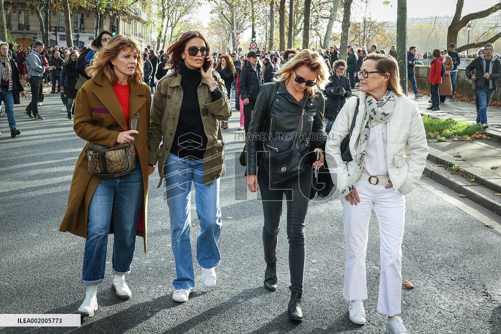 Paris Hosts A Silent March For Peace And Against The War Between Israel And Hamas