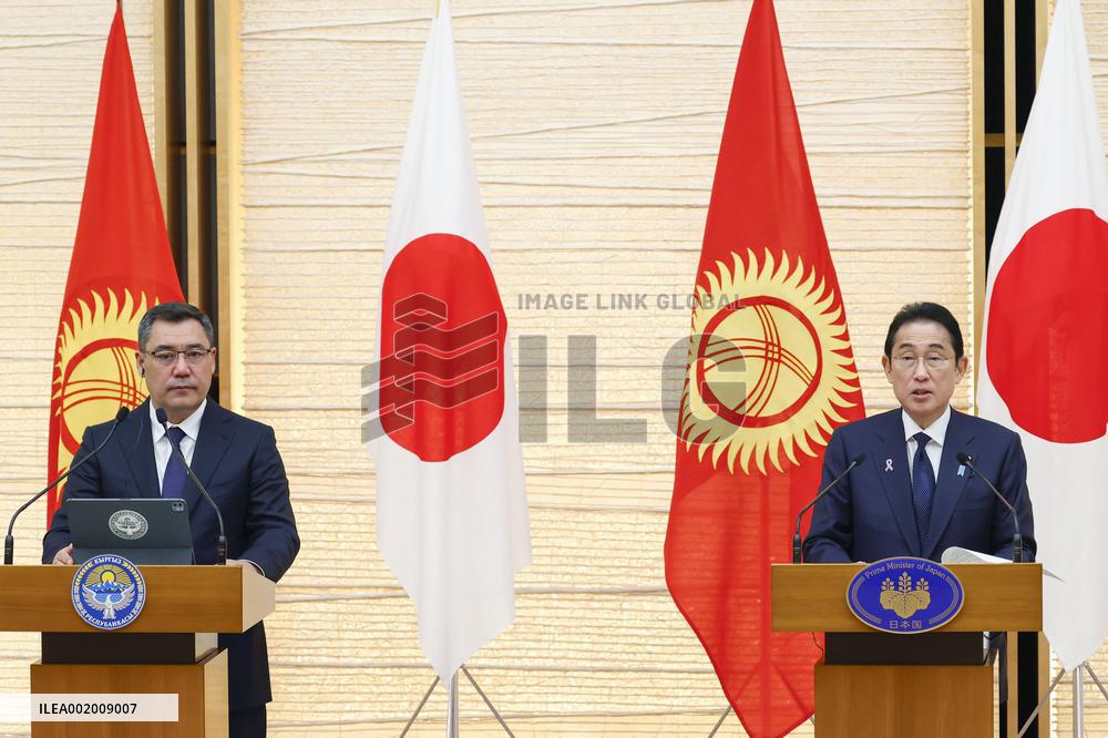 Kyrgyz President Zhaparov in Tokyo