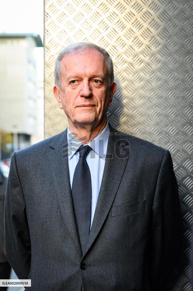 Ministerial Visit To OFMIN - Paris