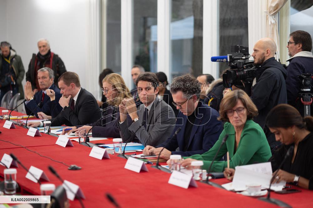 Interministerial Committee for Children Hotel Matignon - Paris