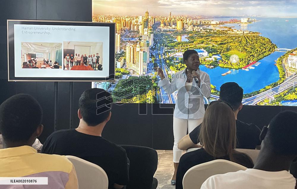 CHINA-HAINAN-HAIKOU-NIGERIAN ENTREPRENEUR (CN)