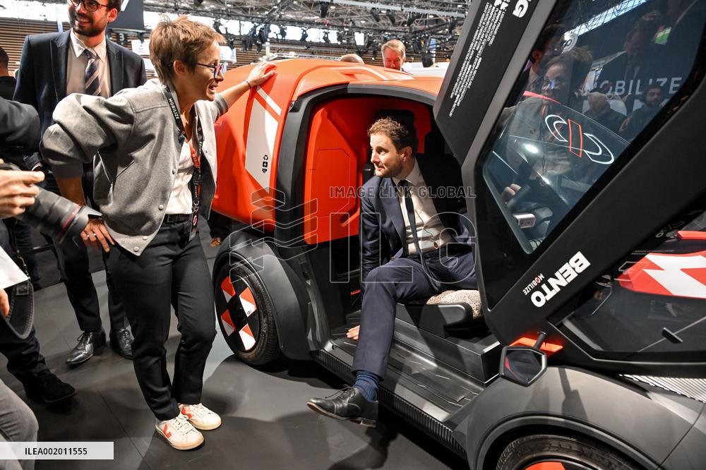 Clement Beaune Visits Solutrans Exhibition - Lyon