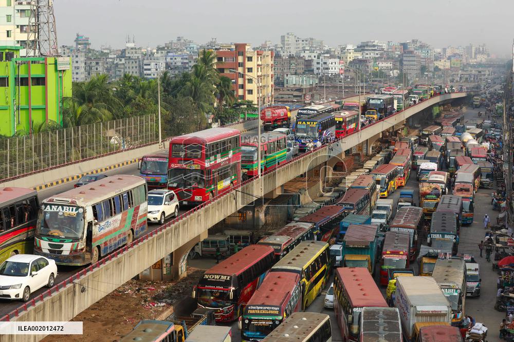 Traffic Jam In Dhaka City
