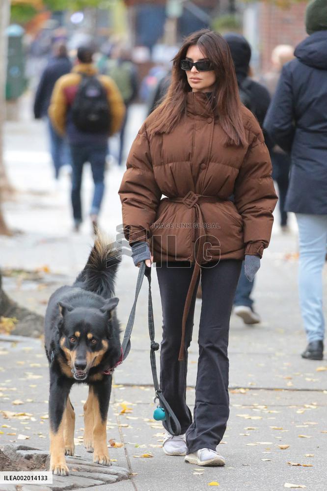 Emily Ratajkowski Out - NYC