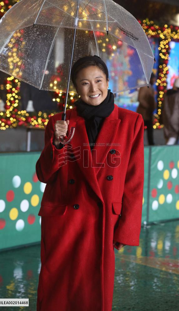 Ashley Park Rehearsing For Macy Parade - NYC