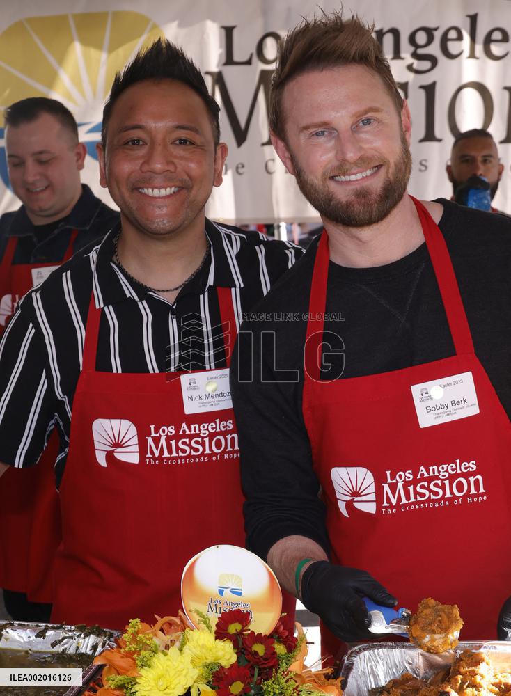 Mission's Celebrity Thanksgiving - LA