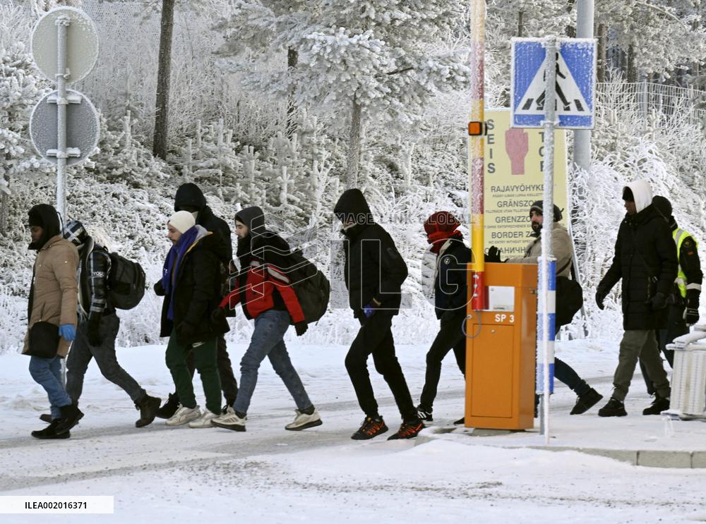 International border crossing at Salla