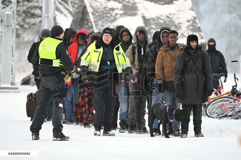 International border crossing at Salla