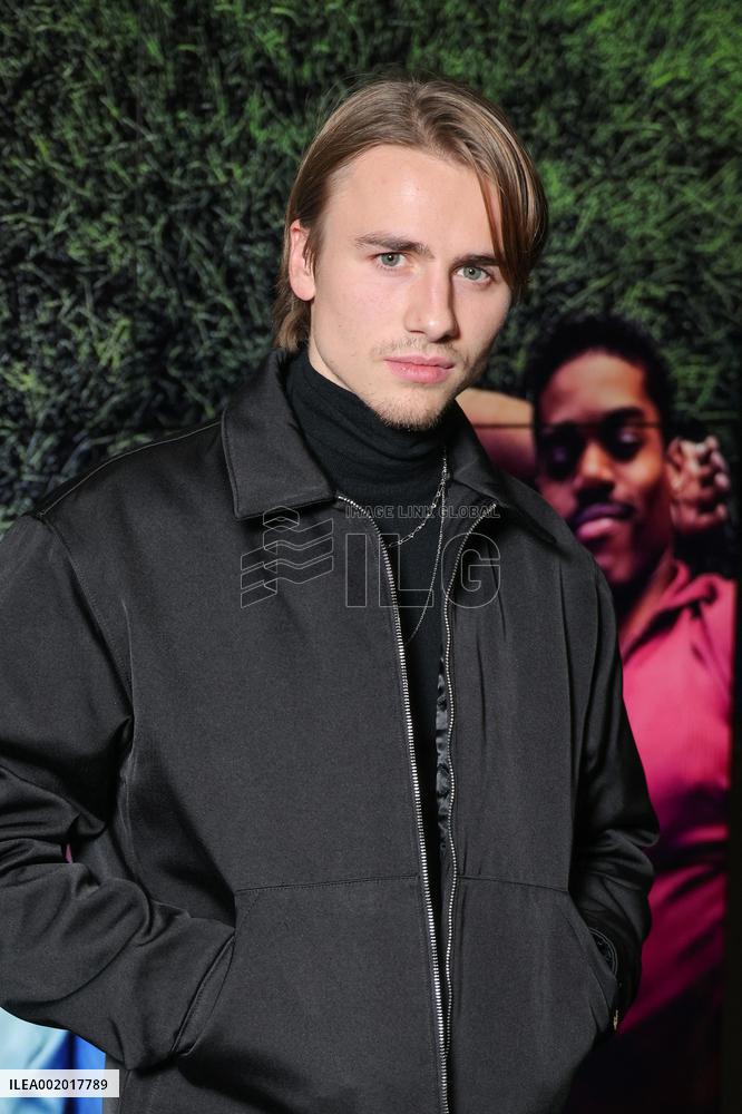 Le Temps d’Aimer Premiere - Paris