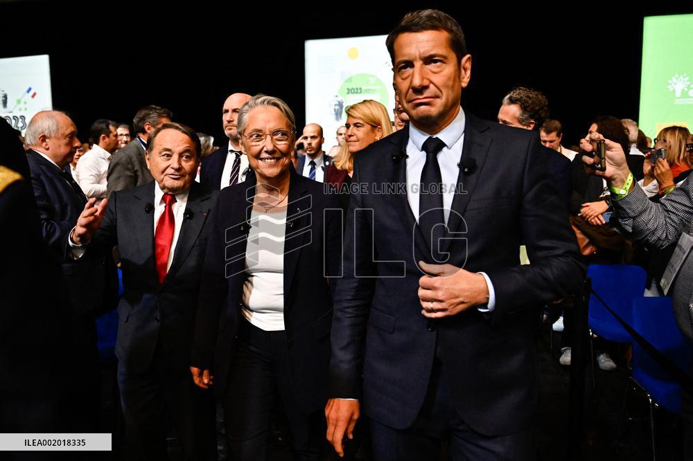 PM Borne Visits Mayor's Congress - Paris