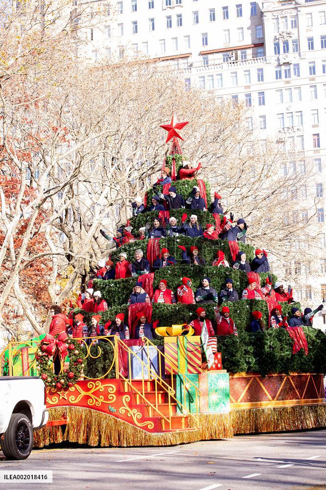 Macy's Thanksgiving Day Parade - NYC