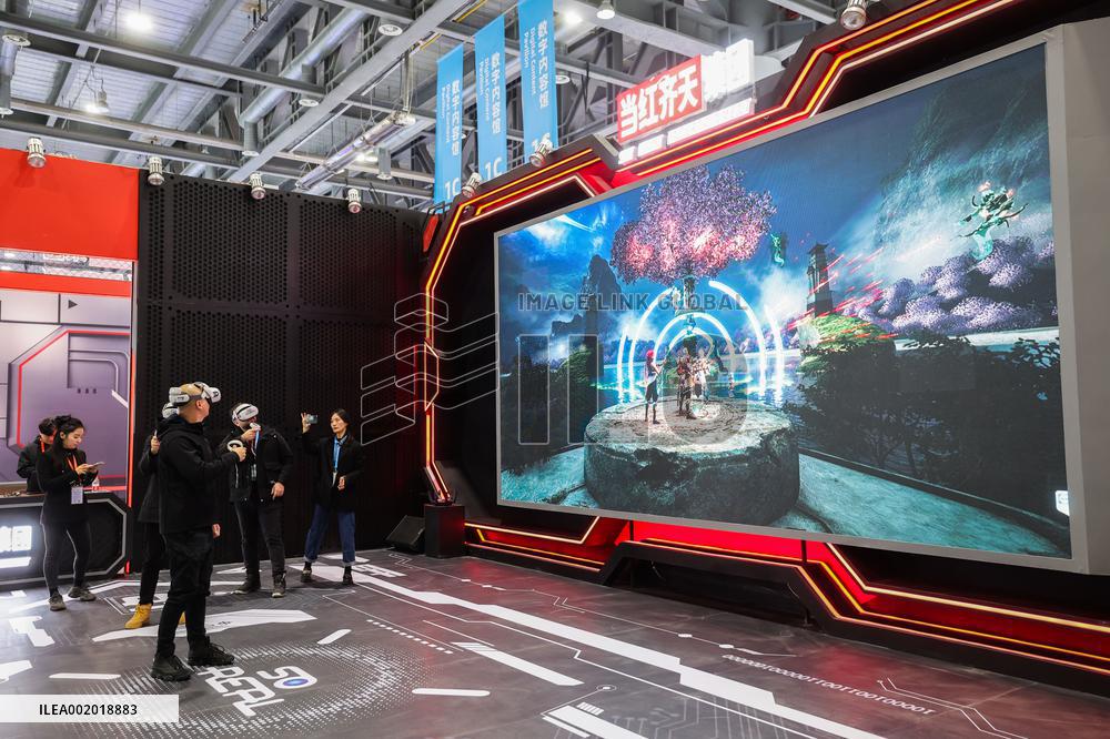 Xinhua Headlines: Envision the future -- digital engines propel new frontiers in China's foreign trade