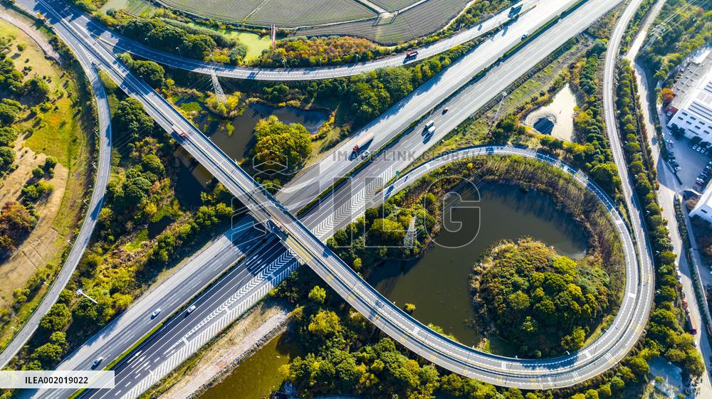 China Highway Traffic Mileage Ranks First in The World