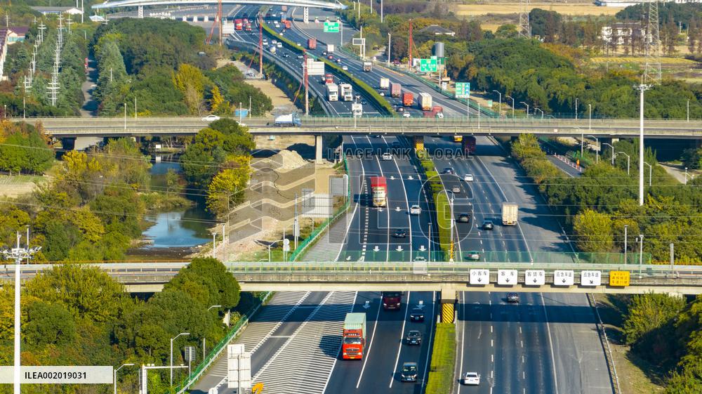 China Highway Traffic Mileage Ranks First in The World