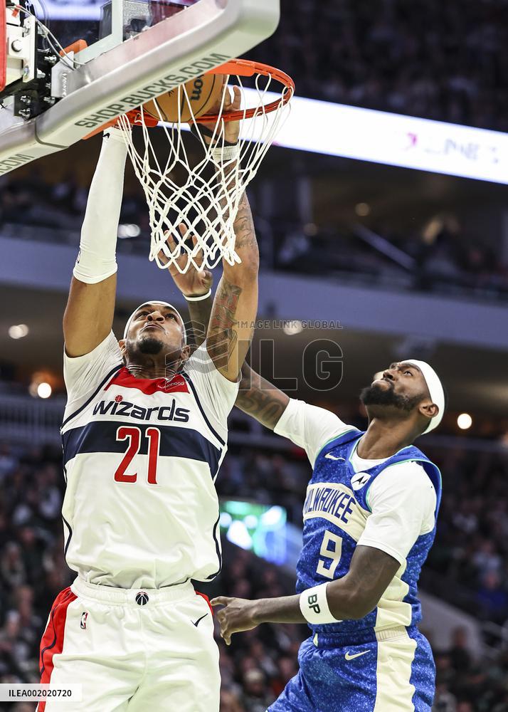 (SP)U.S.-MILWAUKEE-BASKETBALL-NBA-WIZARDS VS BUCKS