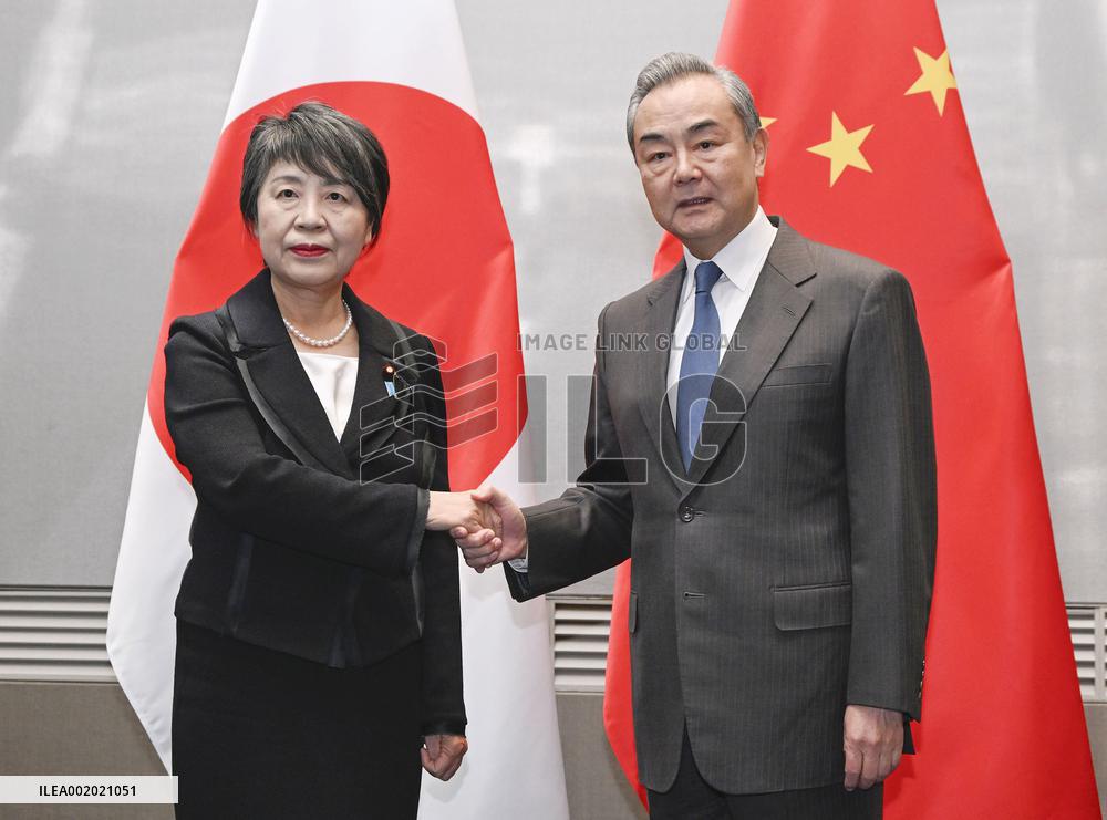 Japan-China foreign ministerial talks