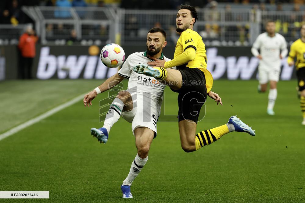 (SP)GERMANY-DORTMUND-FOOTBALL-BUNDESLIGA-DORTMUND VS MOENCHENGLADBACH
