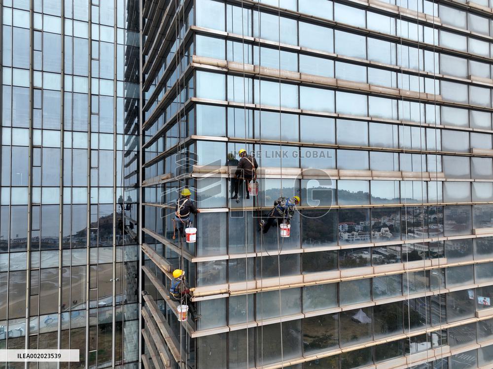 High-rise Maintenance in Lianyungang
