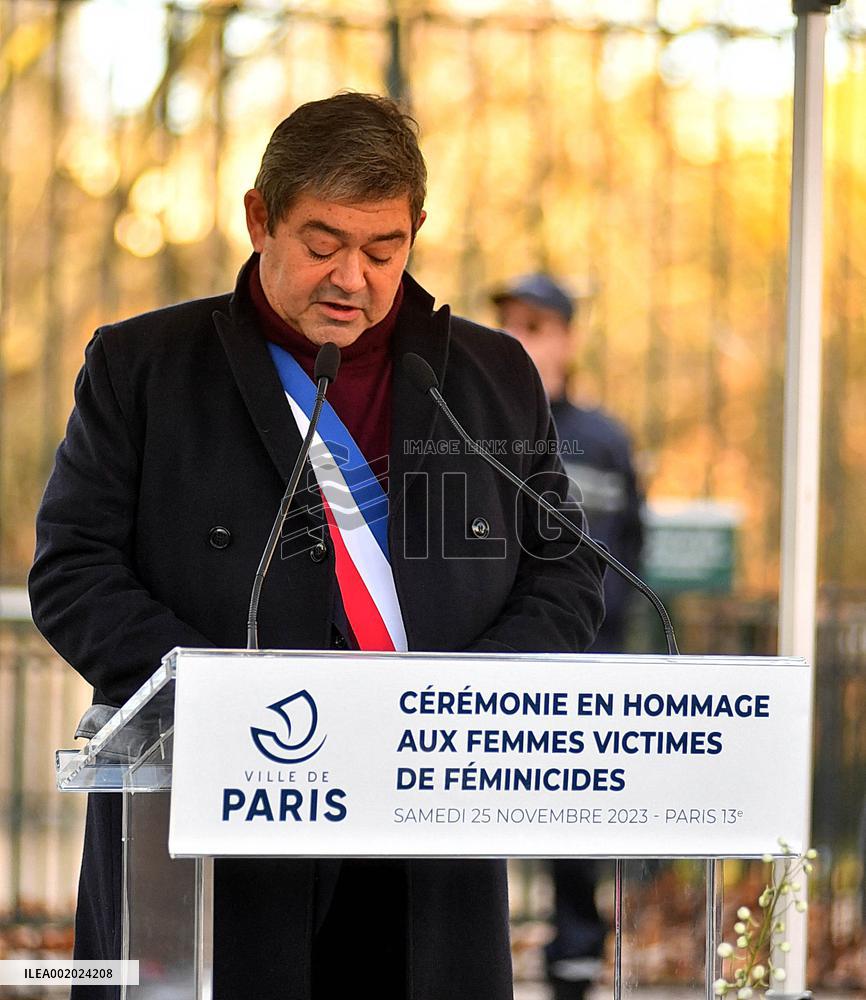 Ceremony In Tribute To Women Victims Of Femicide - Paris