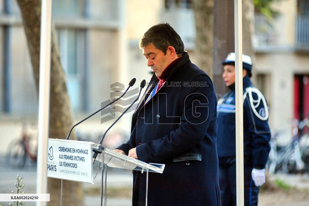 Ceremony In Tribute To Women Victims Of Femicide - Paris