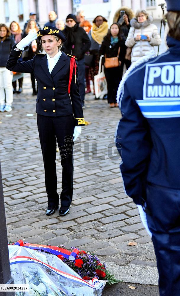 Ceremony In Tribute To Women Victims Of Femicide - Paris