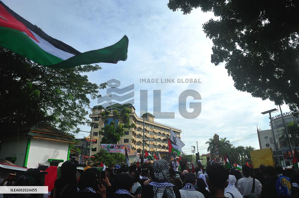 Indonesian For Palestine Mass Protest - Medan