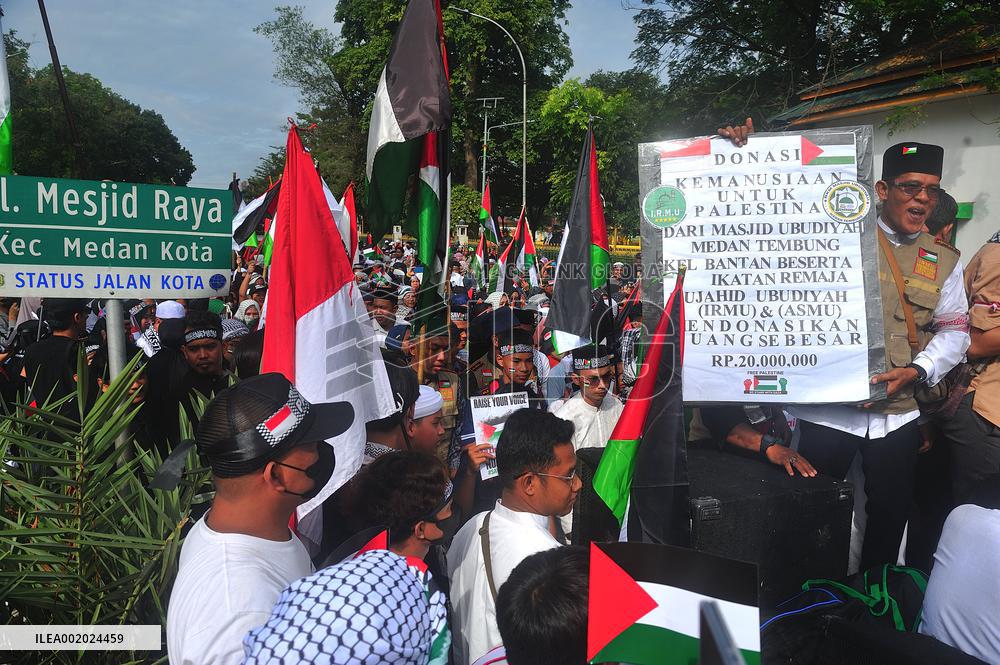 Indonesian For Palestine Mass Protest - Medan